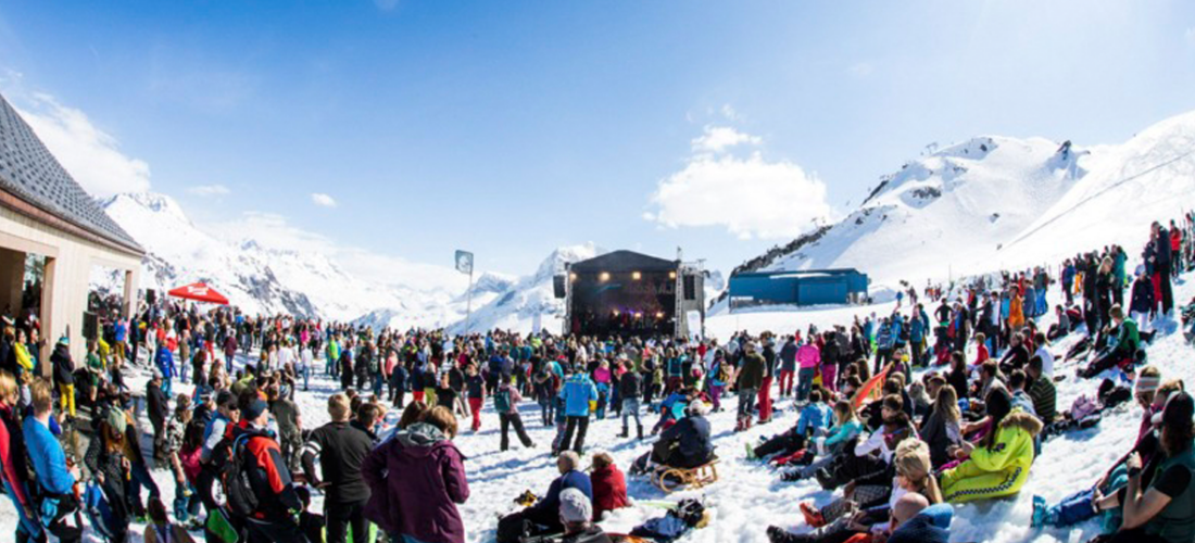 Sonne, Schnee, Ski und bester Sound:<br/>Das Tanzcafé Arlberg Music Festival 2024